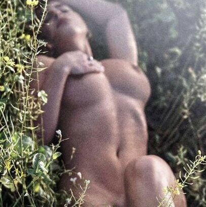 Luna Stevens desnuda #109549078