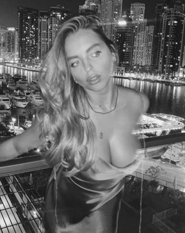 Luna Stevens desnuda #109549090