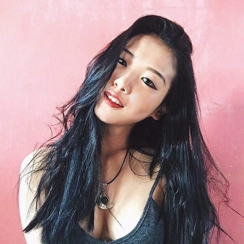 Pretty coréenne se masturbe
 #101049532
