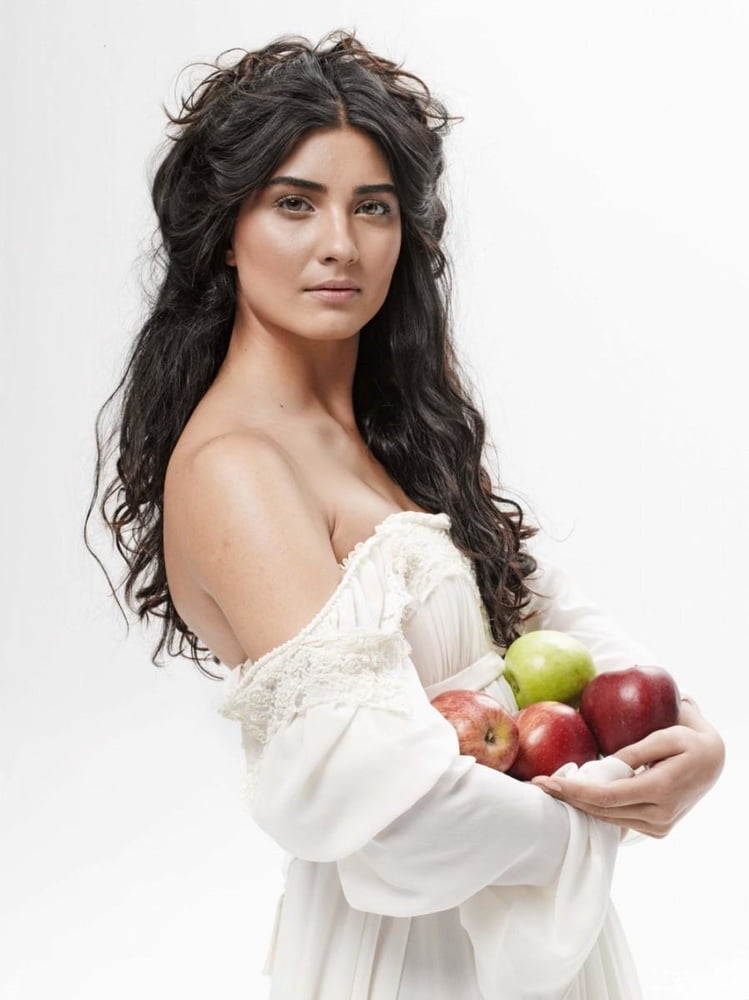 Tuba Buyukustun Porn Pictures Xxx Photos Sex Images 3666516 Pictoa