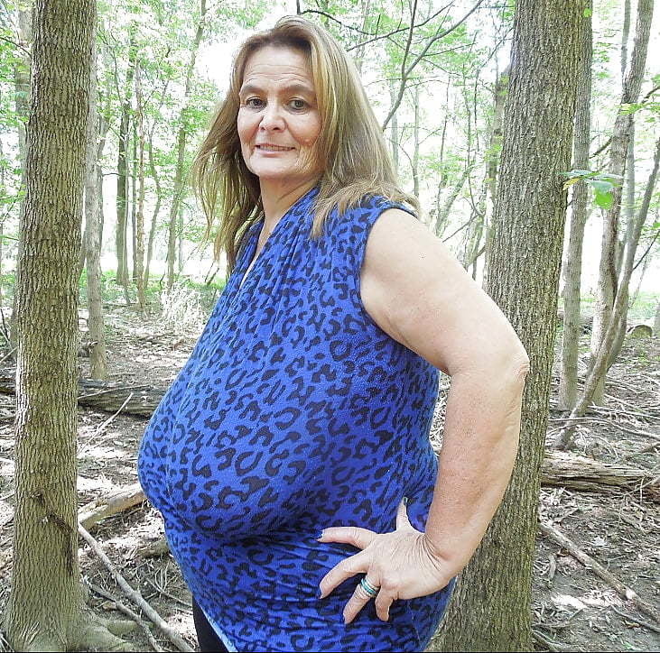 Grannies y mezcla de maduras
 #88189803