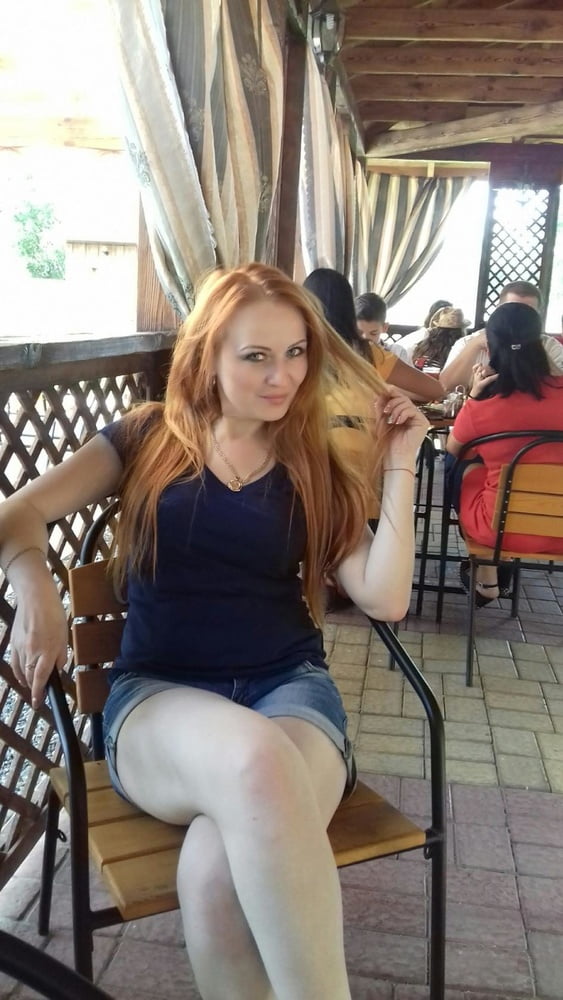 ロシア人女性（19歳
 #80721282