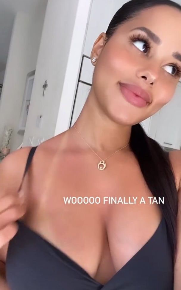 Katya Elise Henry desnuda #109673324