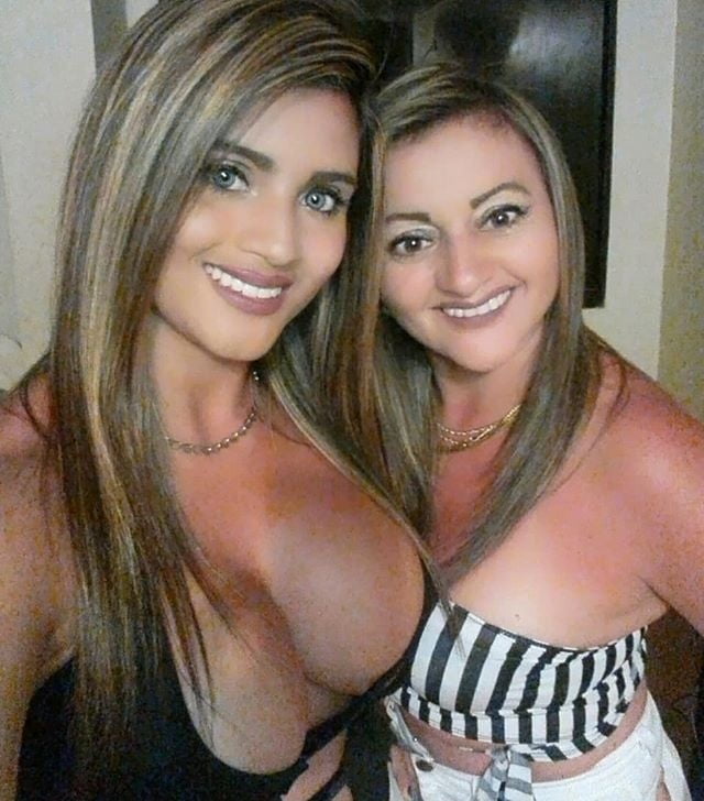 Georgette putica venezolana en vestiditos y falditas ricas
 #87940304