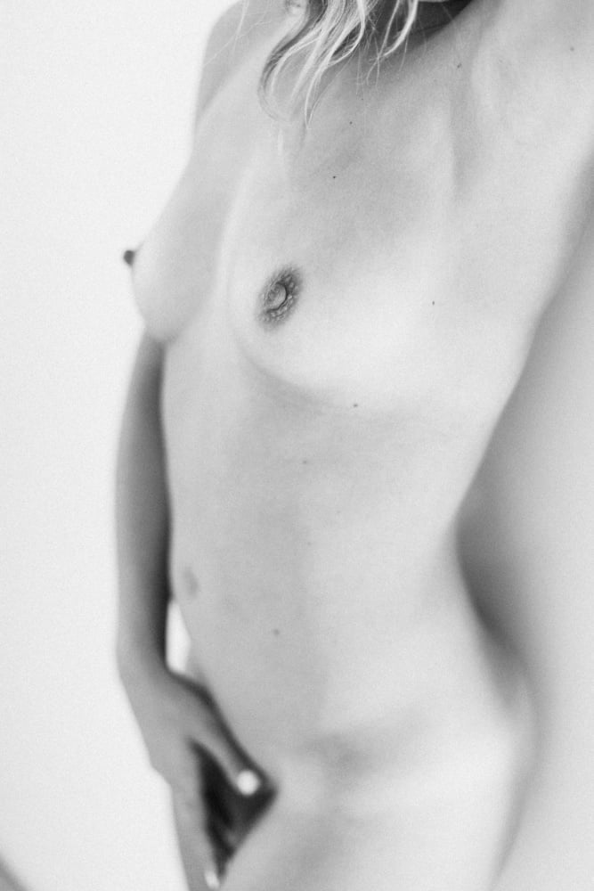 Alexa - milf bionda calda - corpo sottile piccole tette boudoir
 #89097476