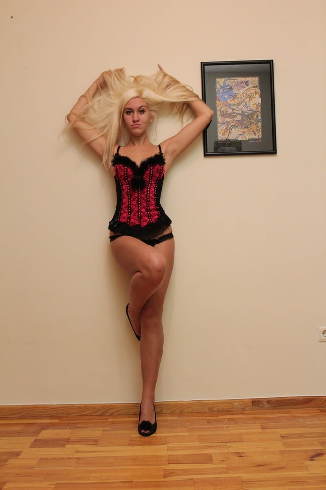 Russian Blonde Amateur Couple Vacantion Bikini Nude Set #89428465