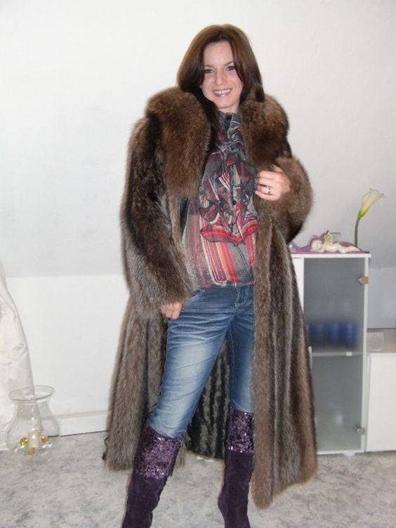 woman in fur coat 24 #99493663