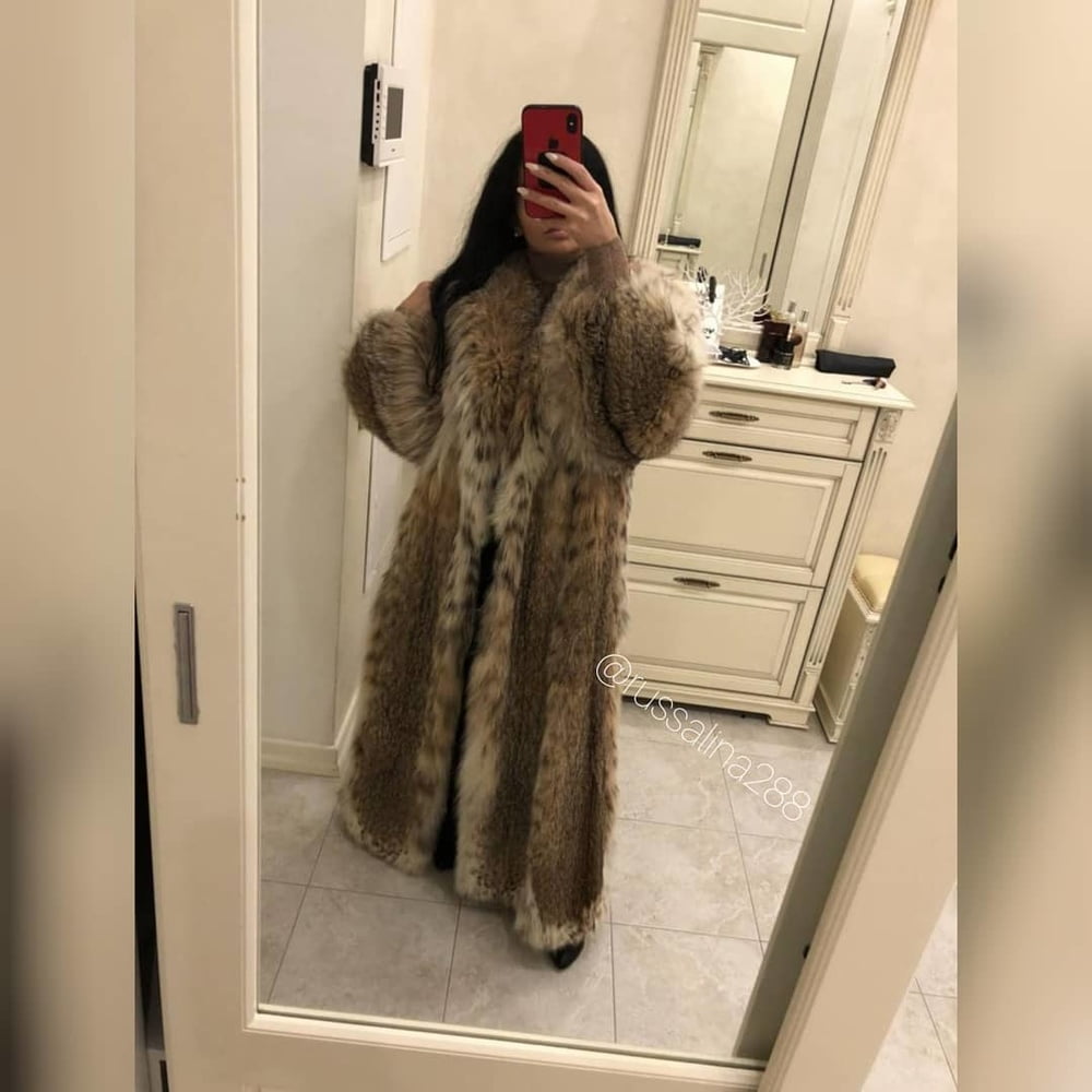 woman in fur coat 24 #99494616