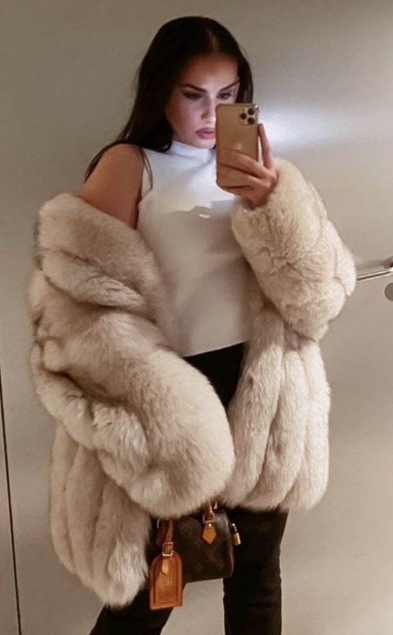 woman in fur coat 24 #99494781