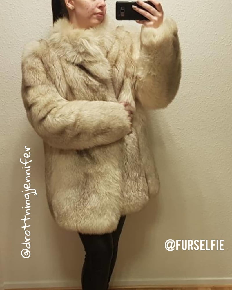 woman in fur coat 24 #99494833