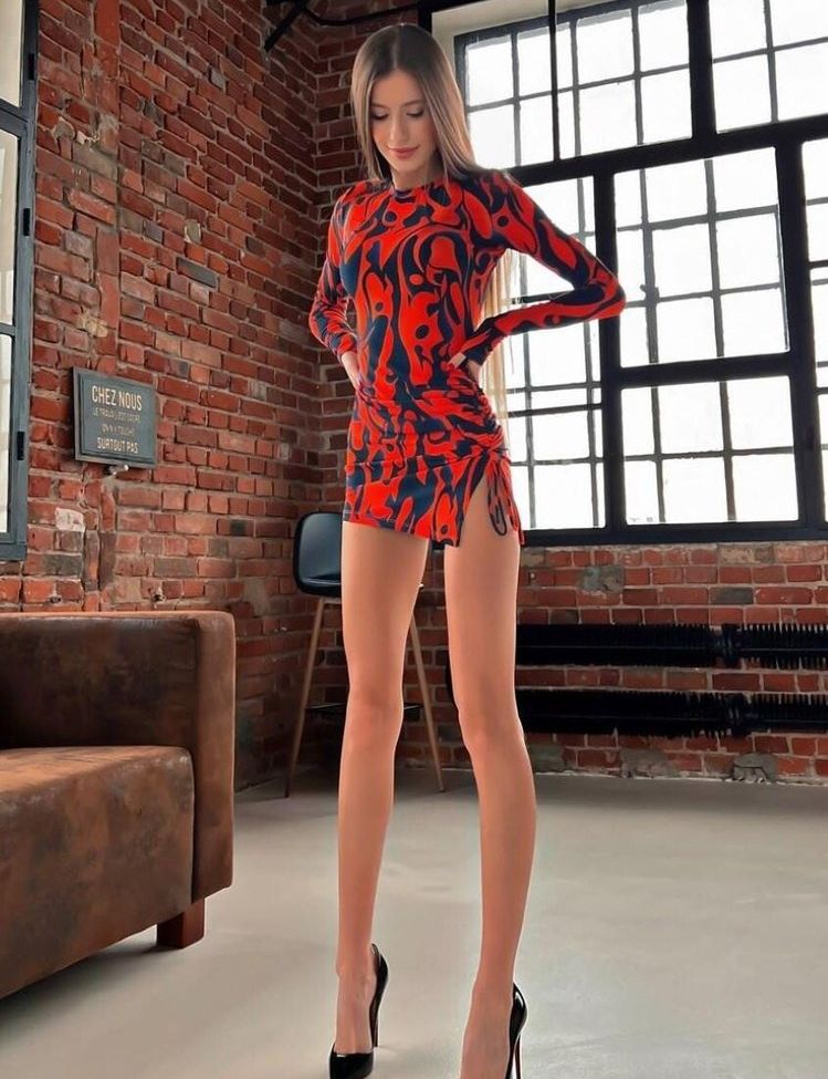 Linadiaa desnuda #109002251