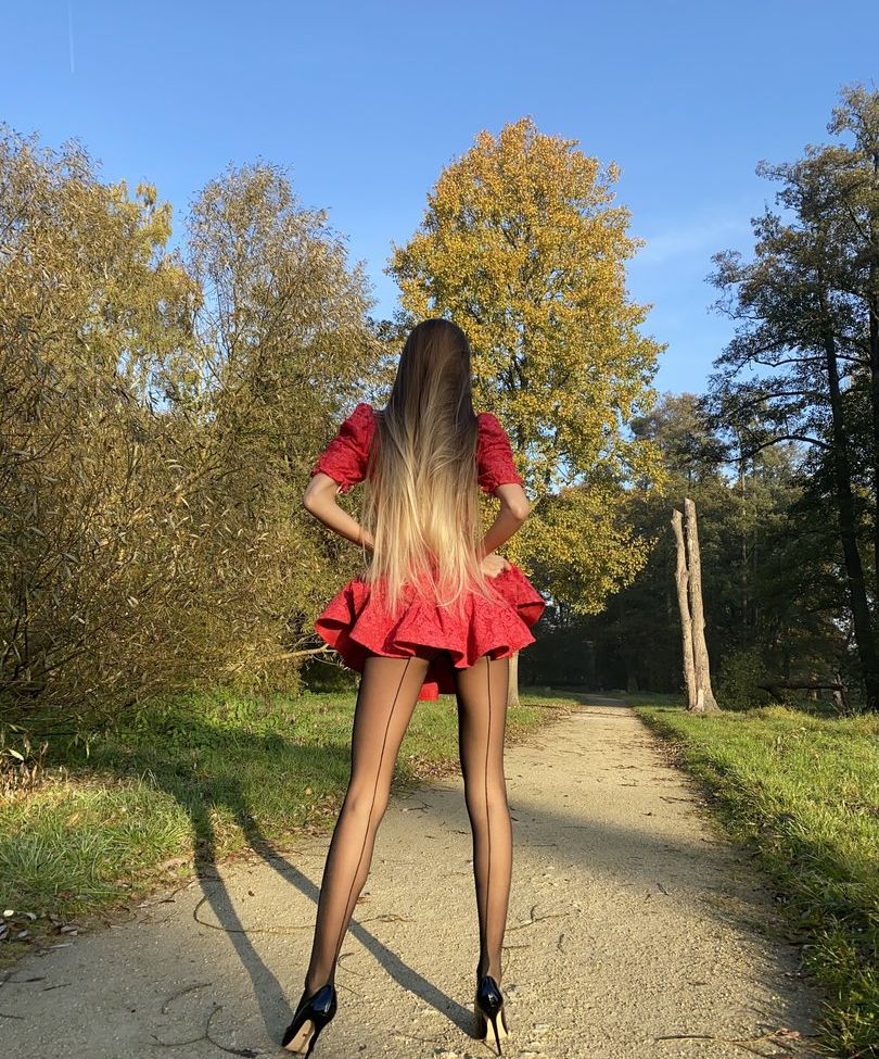 Linadiaa desnuda #109002265