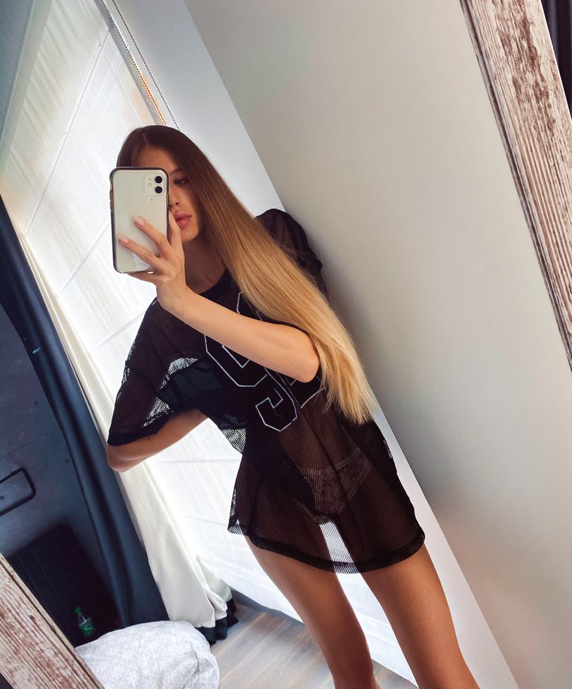 Linadiaa desnuda #109002266