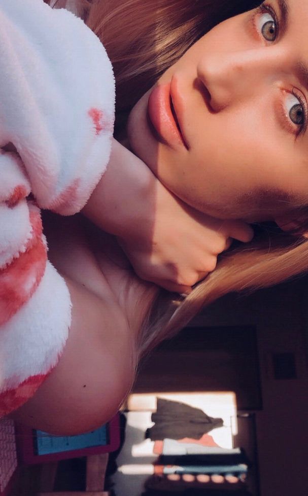 Linadiaa desnuda #109002365