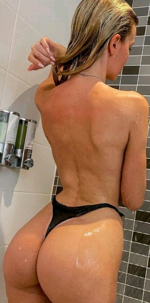 Yus Lopez desnuda #107816557