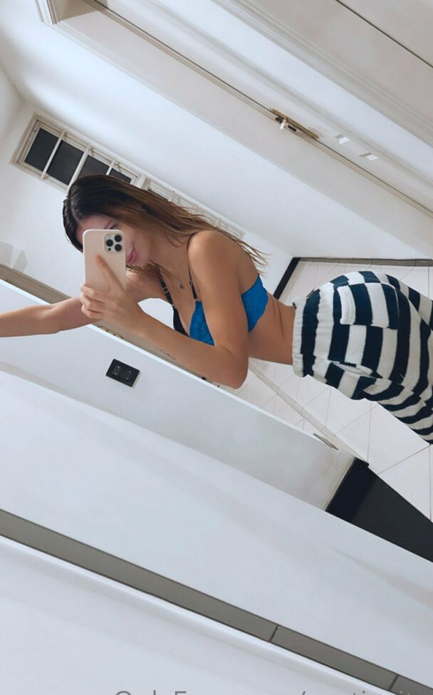 Yus Lopez desnuda #107816598