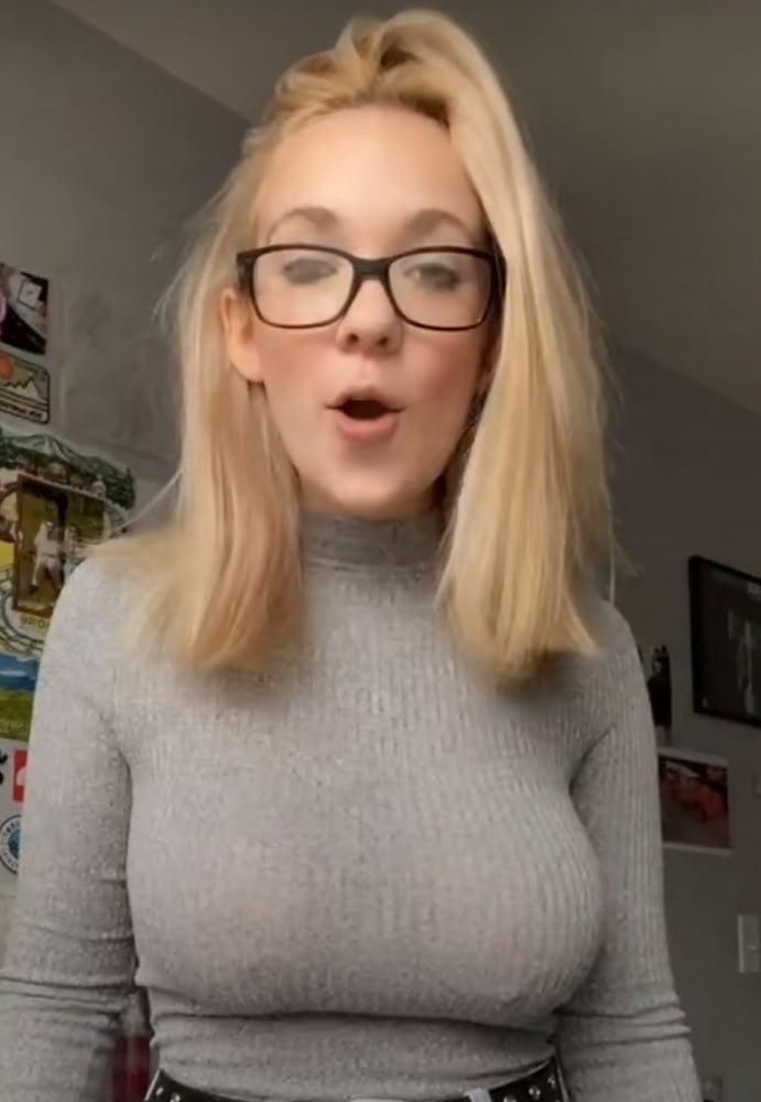 Aersche, Upskits and SeeThrough #91615203