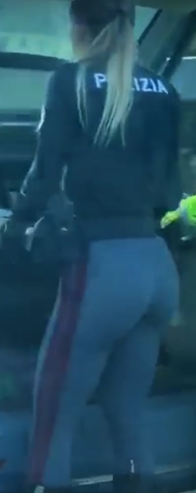 Aersche, Upskits and SeeThrough #91615319