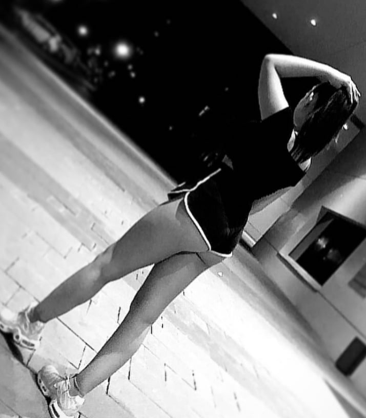 Aersche, Upskits and SeeThrough #91615490