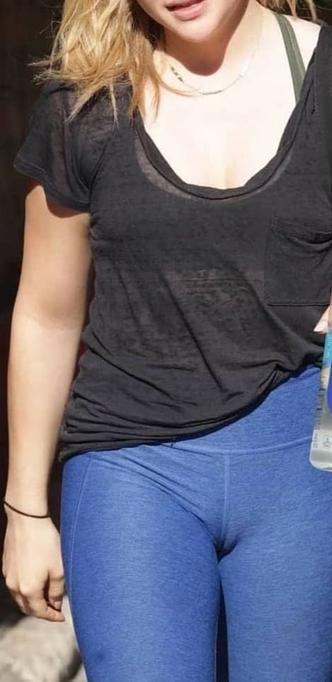 Aersche, Upskits and SeeThrough #91615499