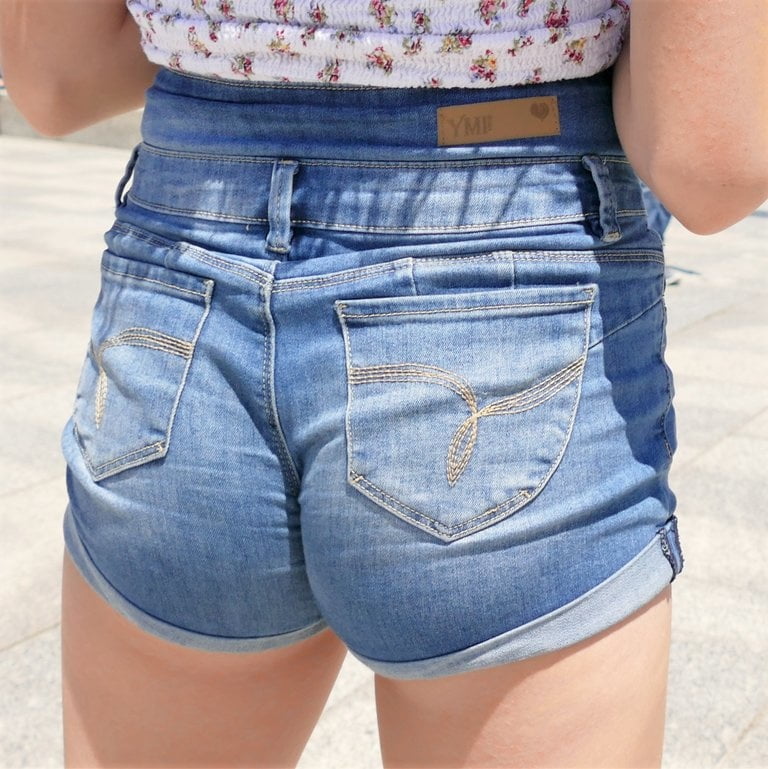 Aersche, Upskits and SeeThrough #91615662