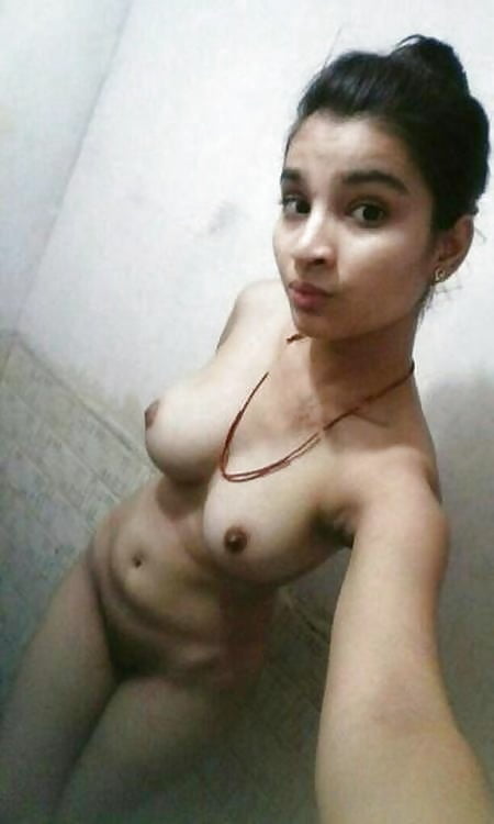 Amateur Hot Desi Girl Nude Photo #89129893