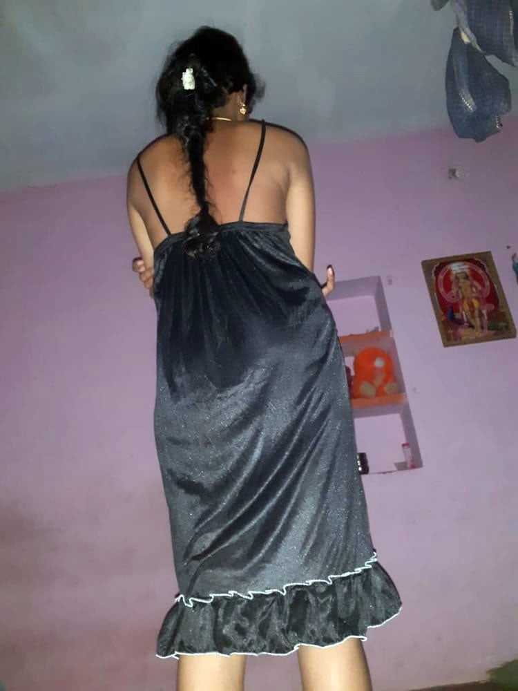 Tamil timido raghavi ragazza sposata immagini nude trapelato
 #89603464