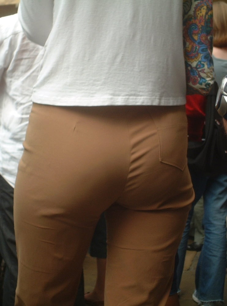 Hot women in Khakis, Light Coloured Pants, trousers #100082593