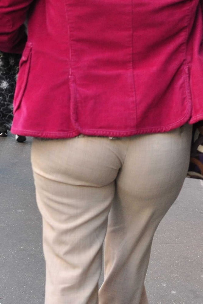 Hot women in Khakis, Light Coloured Pants, trousers #100082608