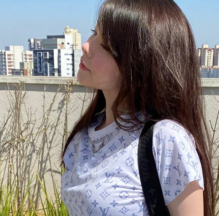 真由美
 #80334708