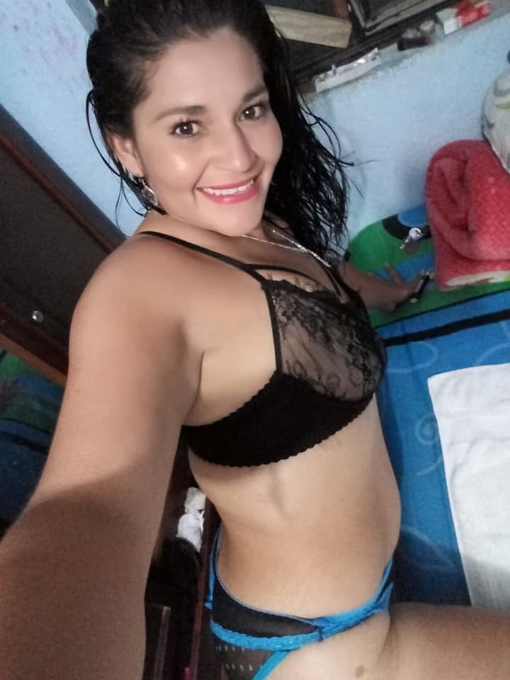 Madurita de culiacan coqueta, morenita y de buen cuerpo
 #93881028