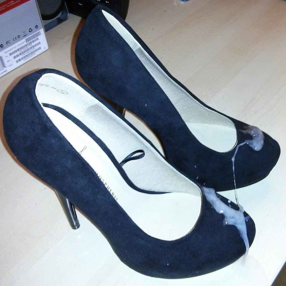 Cummed Highheels from Istagram #105006045
