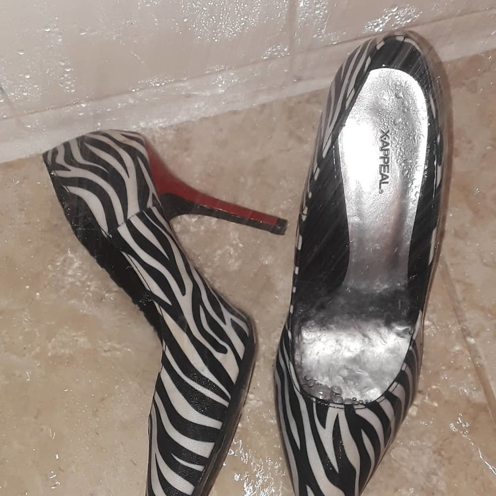 Cummed Highheels from Istagram #105006183