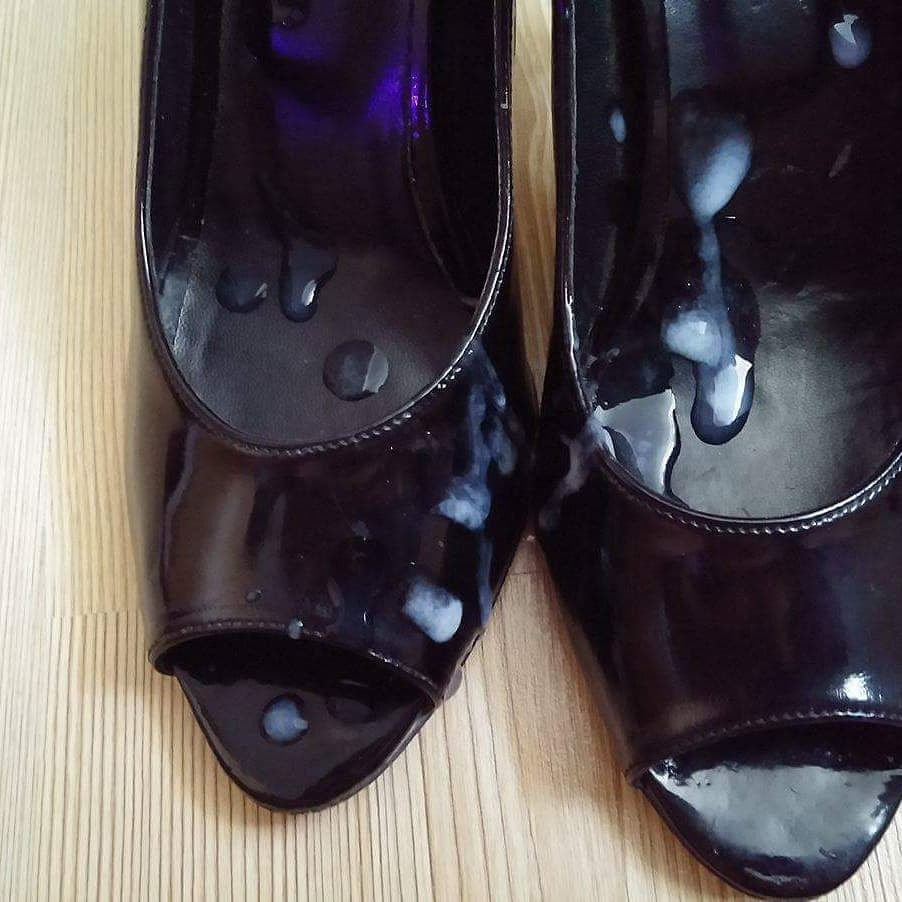 Cummed Highheels from Istagram #105006293