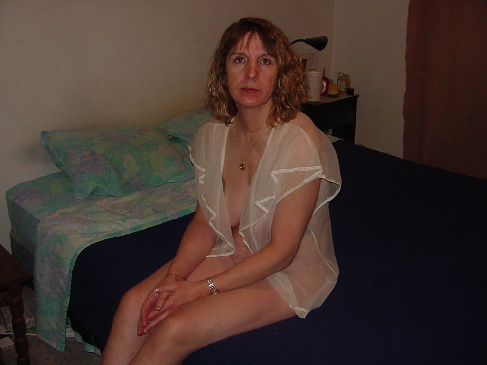 Hubby wants his wife Fara exposed #102832511