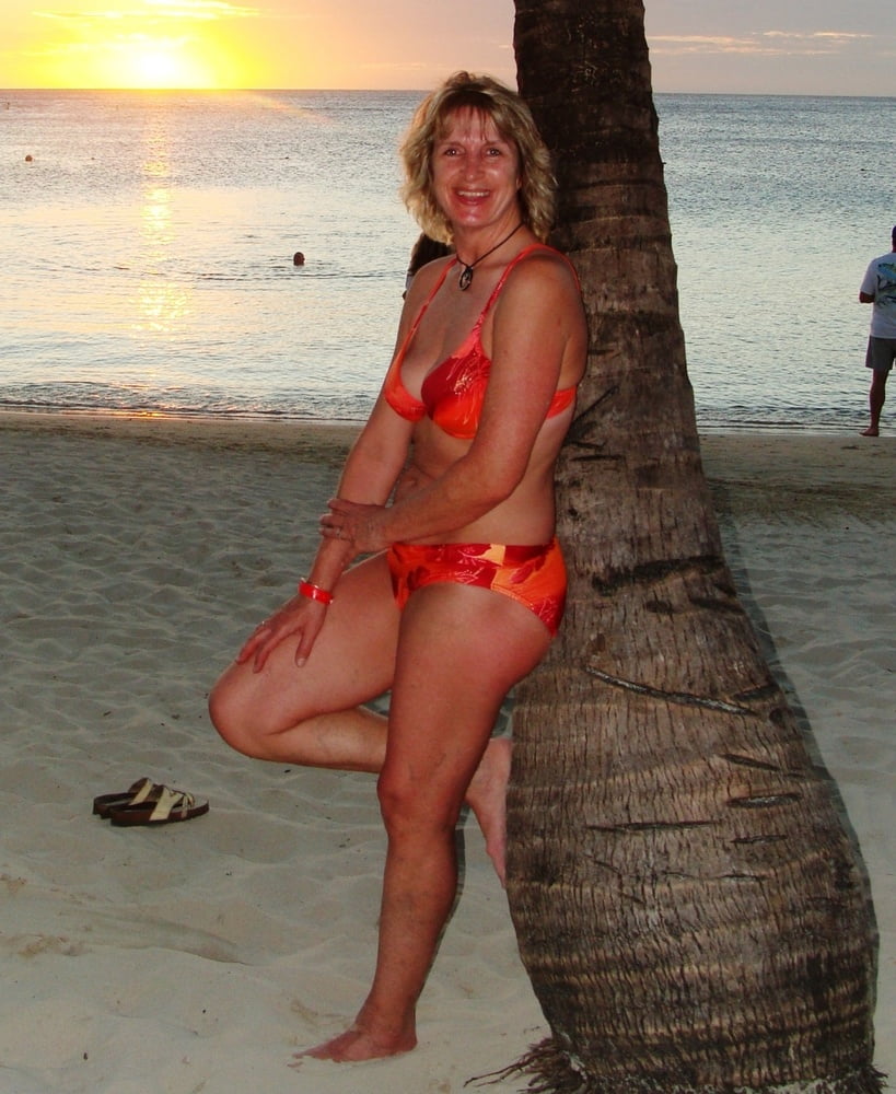 Hubby wants his wife Fara exposed #102832516