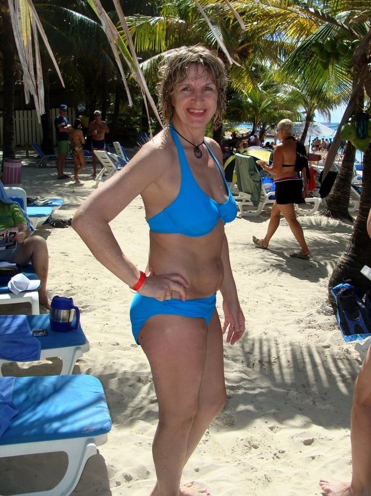 Hubby wants his wife Fara exposed #102832519