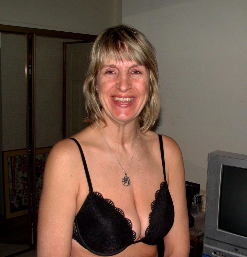 Hubby wants his wife Fara exposed #102832563