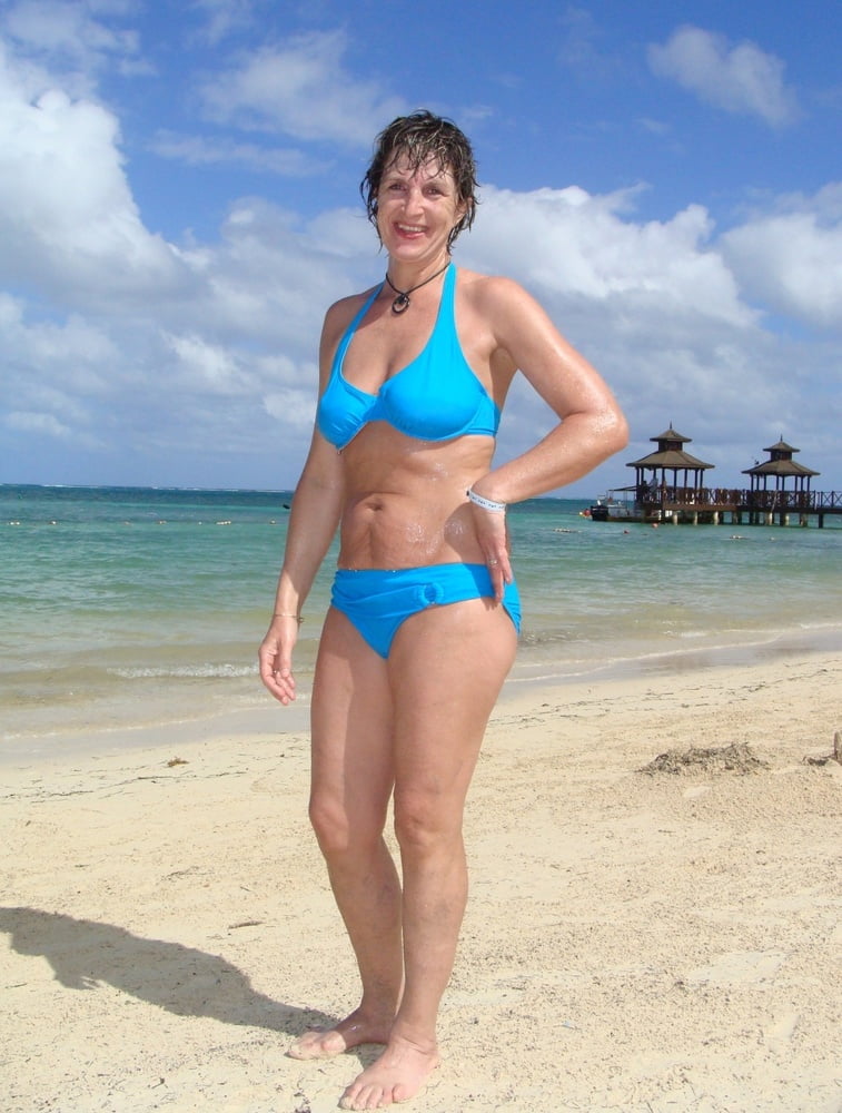 Hubby wants his wife Fara exposed #102832595