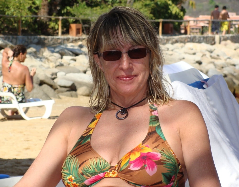 Hubby wants his wife Fara exposed #102832702