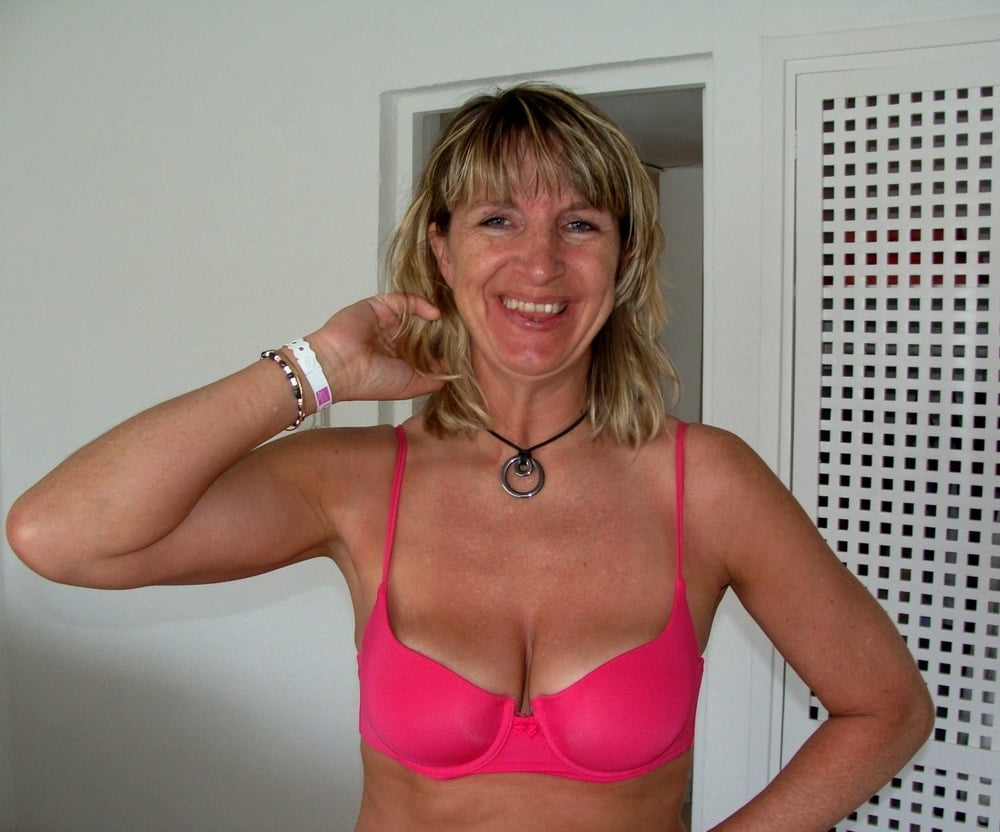 Hubby wants his wife Fara exposed #102832708