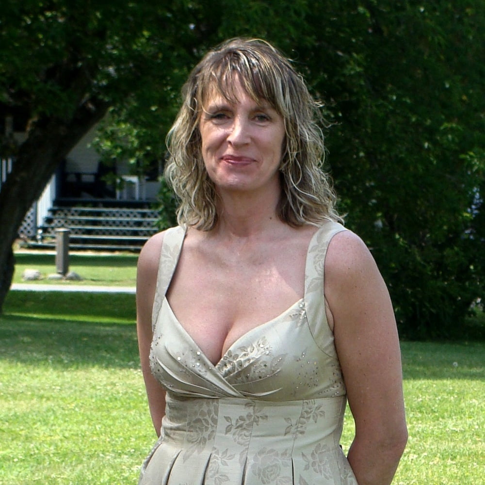 Hubby wants his wife Fara exposed #102832752