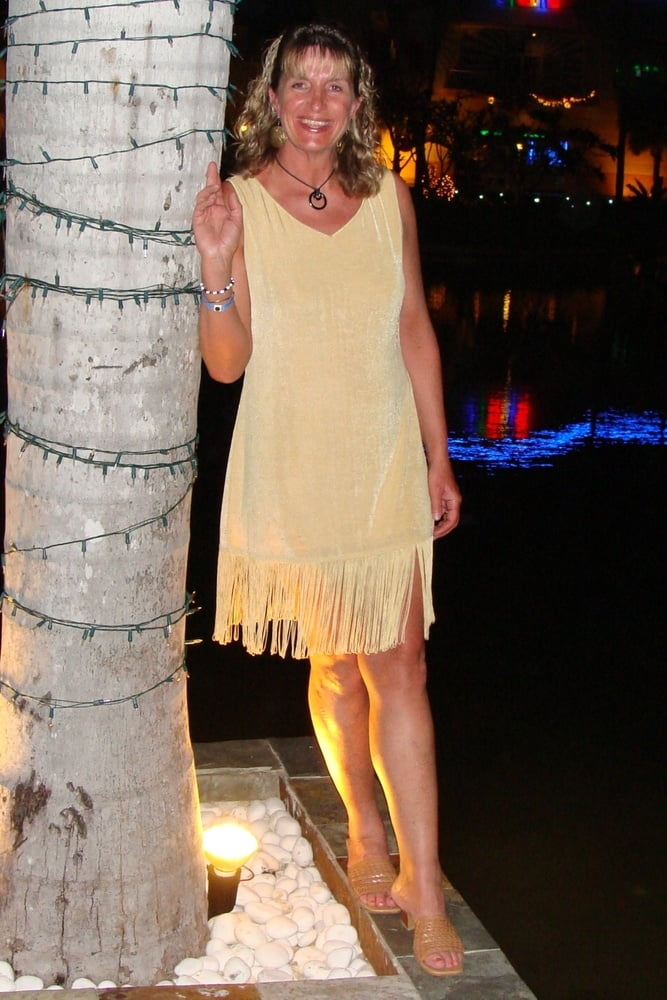 Hubby wants his wife Fara exposed #102832760