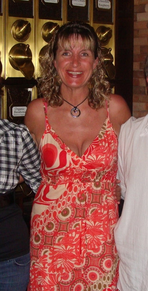 Hubby wants his wife Fara exposed #102832764