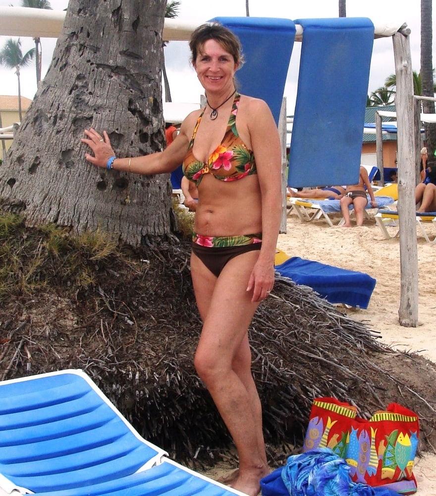 Hubby wants his wife Fara exposed #102832768