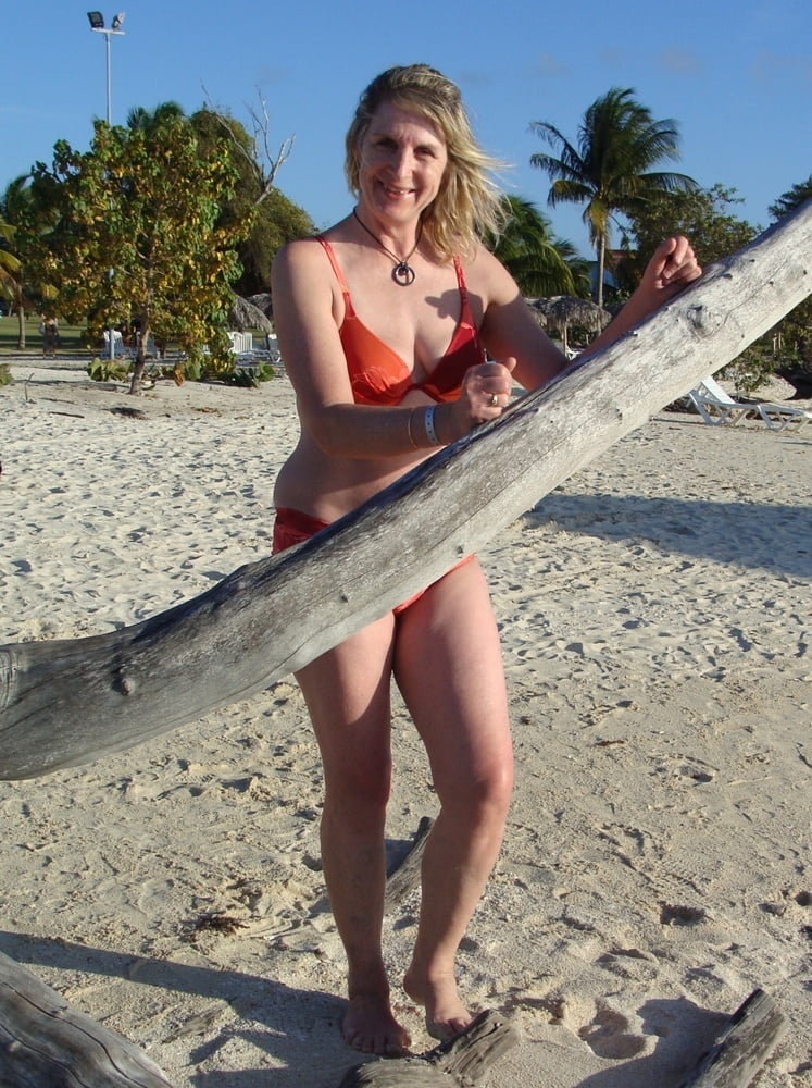 Hubby wants his wife Fara exposed #102832909