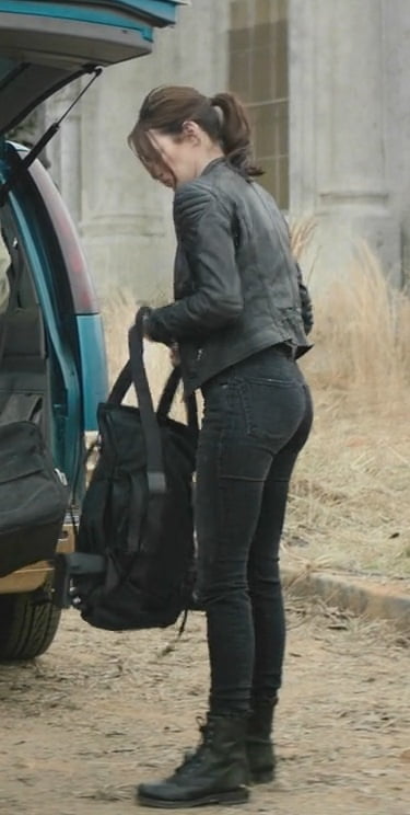 Emma Stone juicy ass screencaps from Zombieland 2019 #97377662