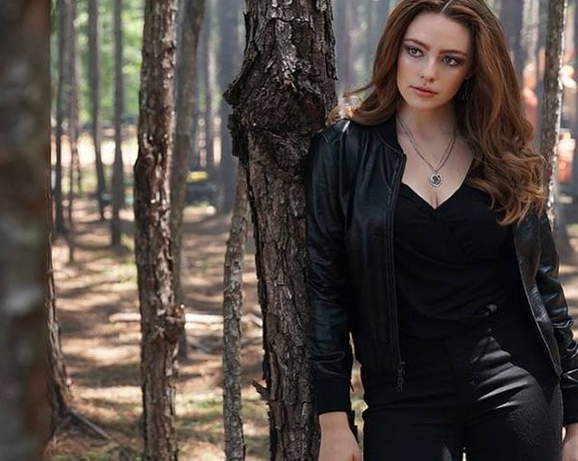 Danielle rose russell
 #94687673