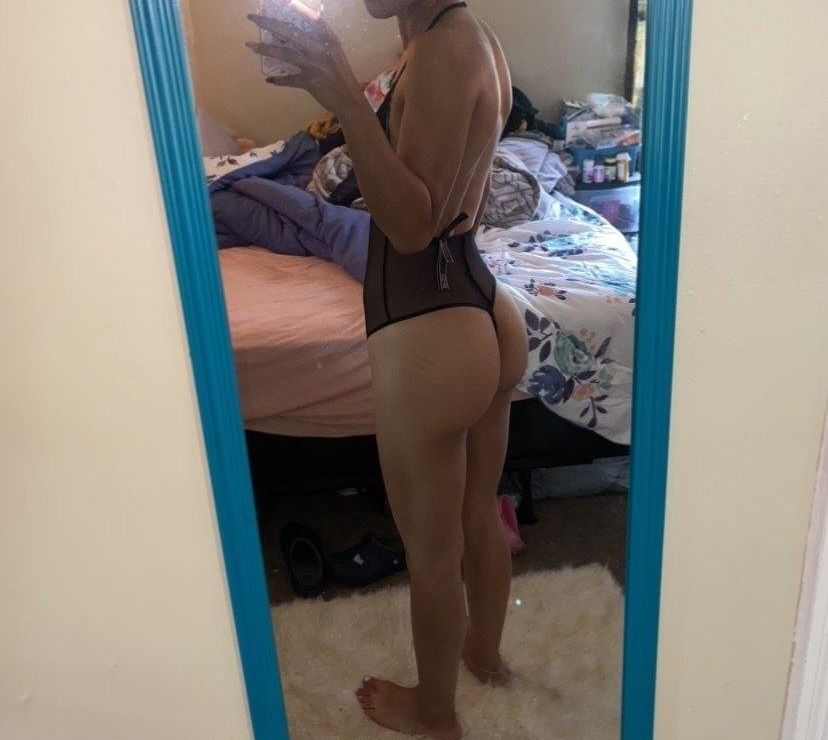 Prettylee23 nude #108146549