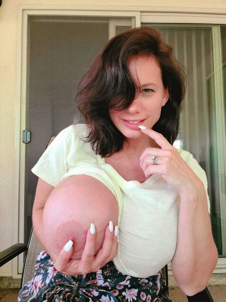 ブリタニーのおっぱい
 #92168625